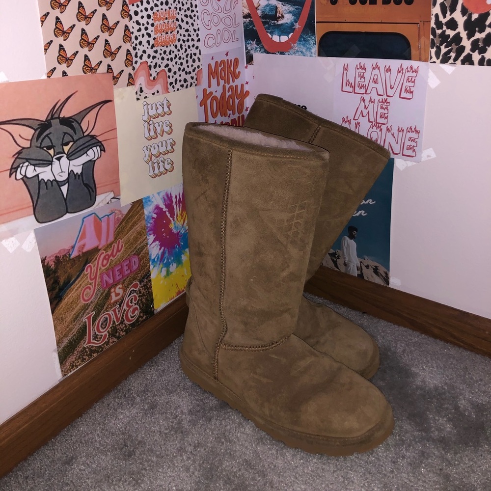 bearpaw tall boots